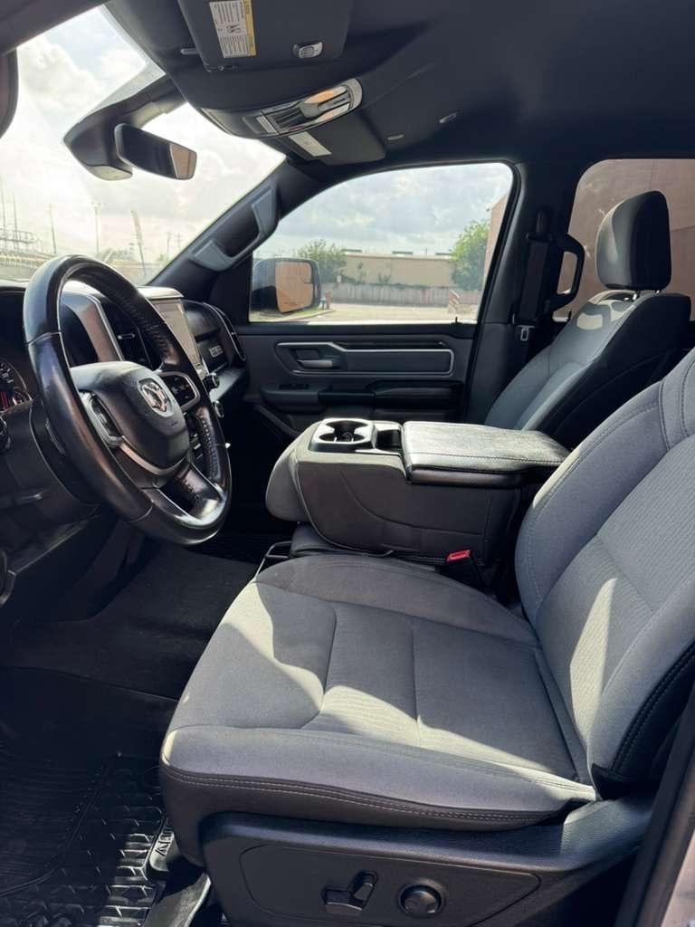 RAM 1500 Lone Star 4x4 Crew Cab 5'7" Box 2022
