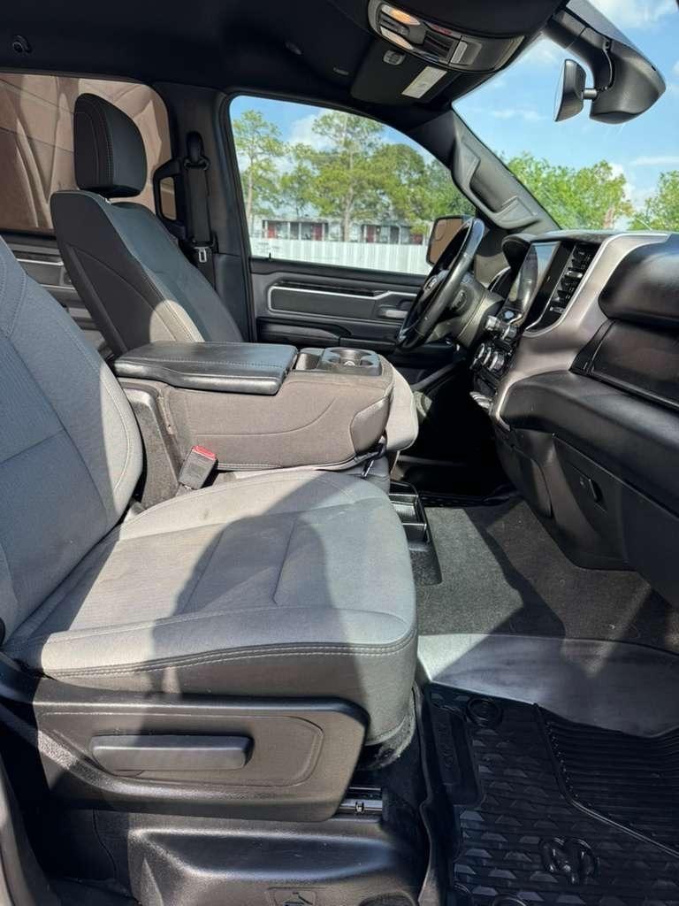 RAM 1500 Lone Star 4x4 Crew Cab 5'7" Box 2022