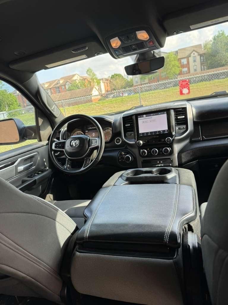 RAM 1500 Lone Star 4x4 Crew Cab 5'7" Box 2022