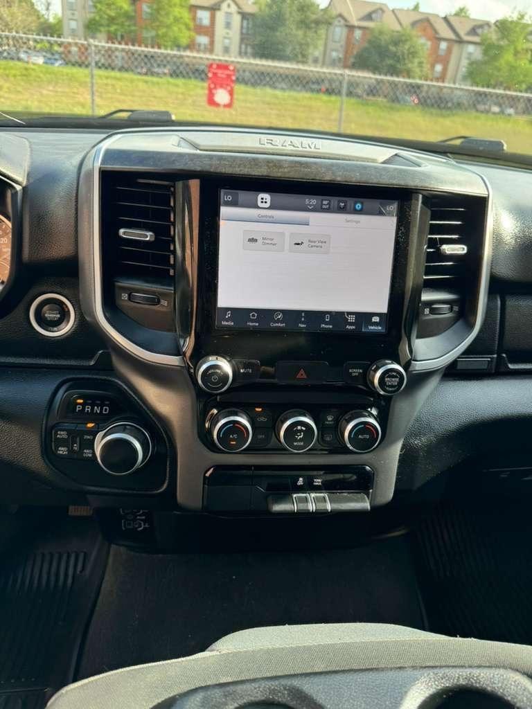 RAM 1500 Lone Star 4x4 Crew Cab 5'7" Box 2022