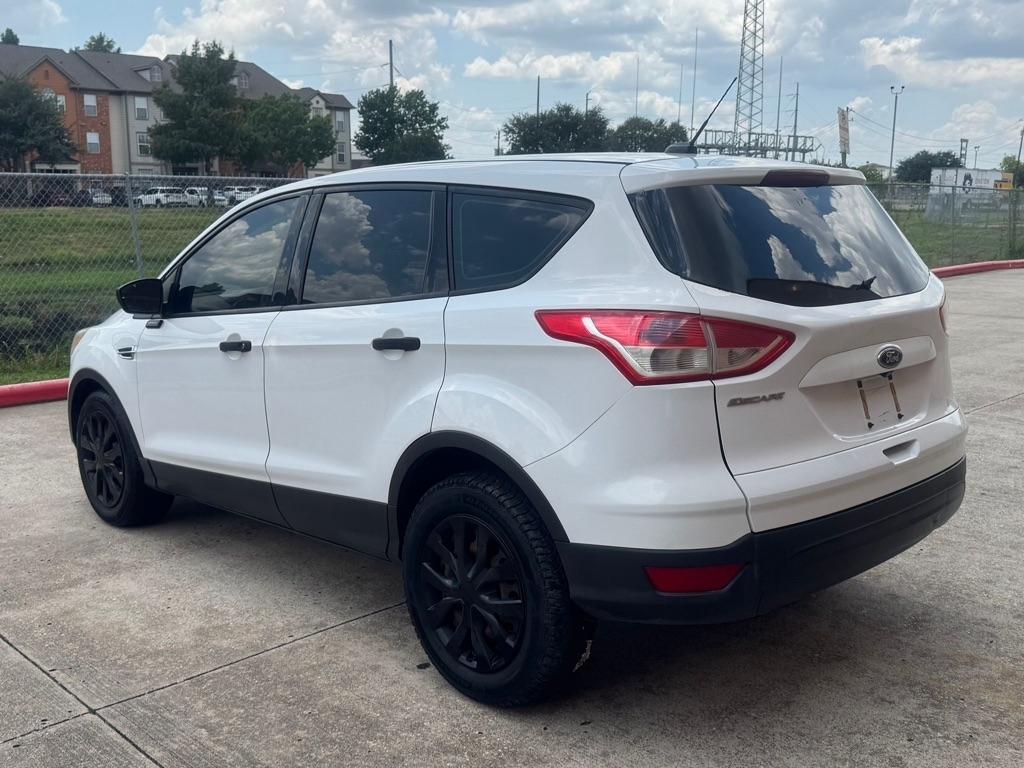 Ford Escape FWD 4dr S 2014