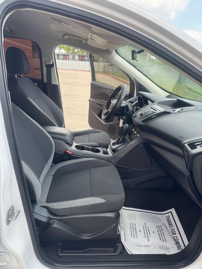 Ford Escape FWD 4dr S 2014