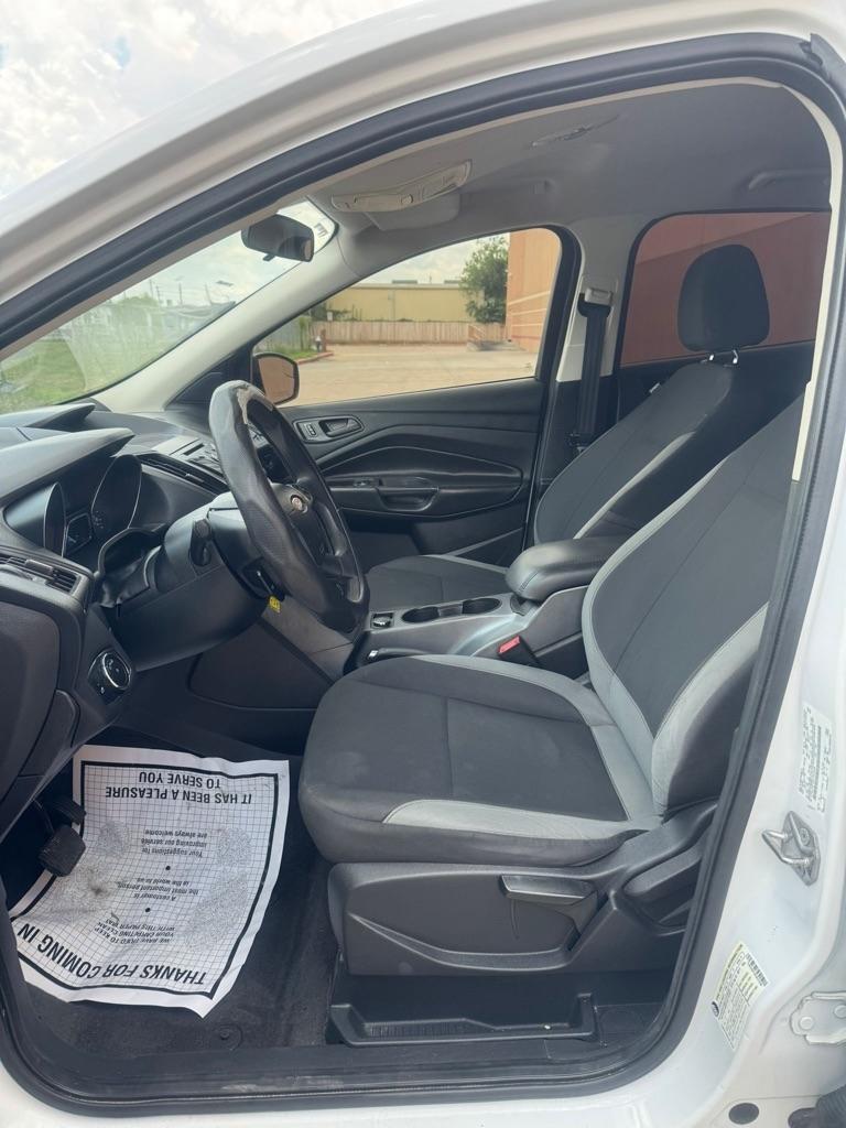 Ford Escape FWD 4dr S 2014