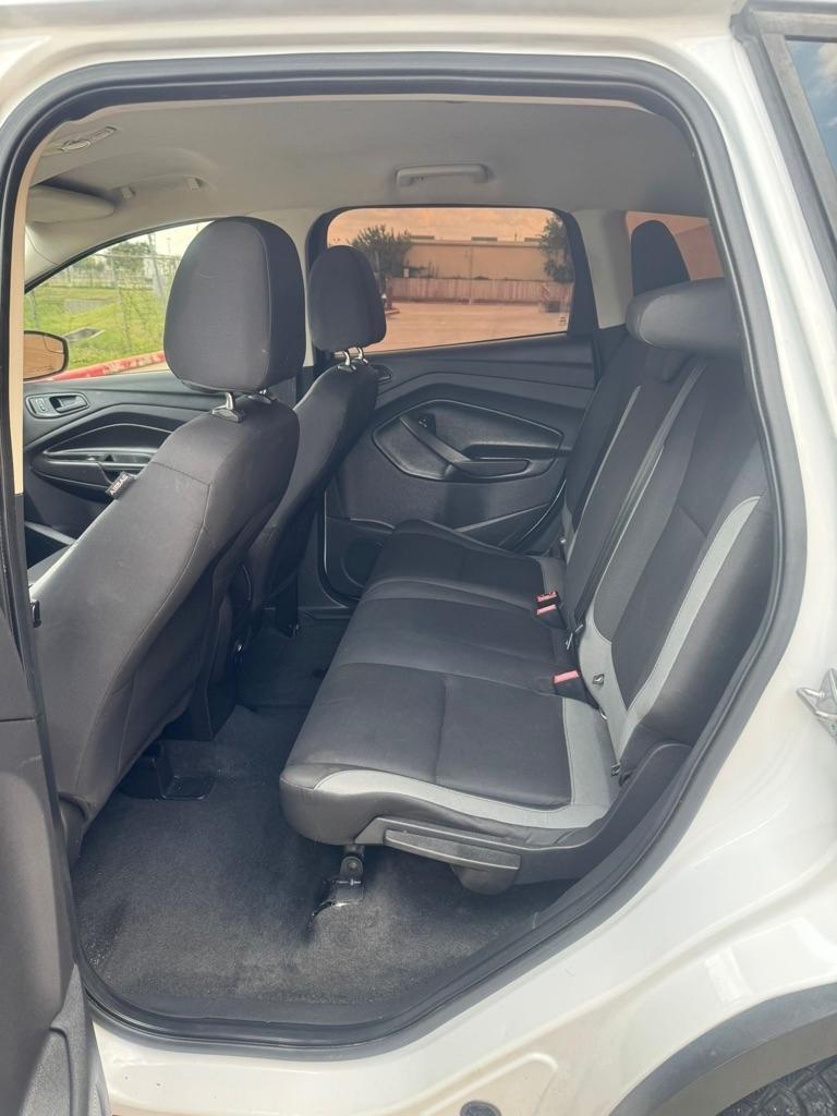 Ford Escape FWD 4dr S 2014