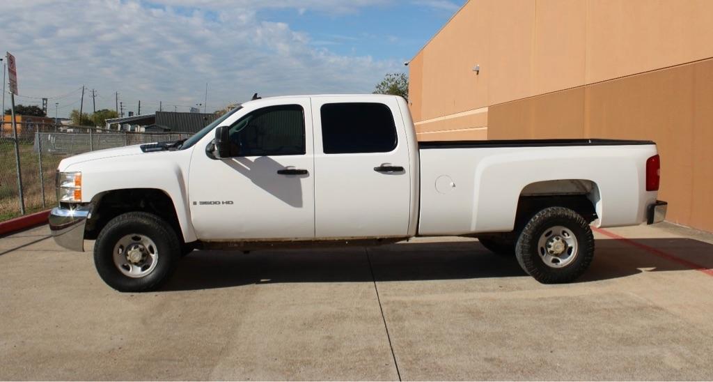 Chevrolet Silverado 3500HD 4WD Crew Cab 167" SRW Work Truck 2009