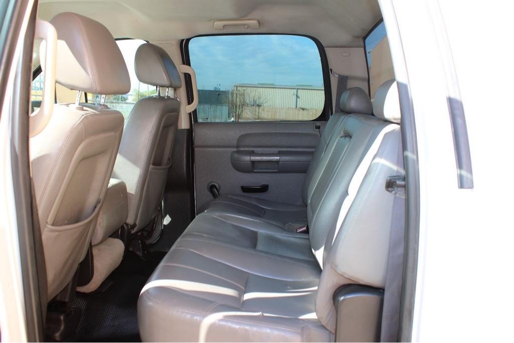 Chevrolet Silverado 3500HD 4WD Crew Cab 167" SRW Work Truck 2009