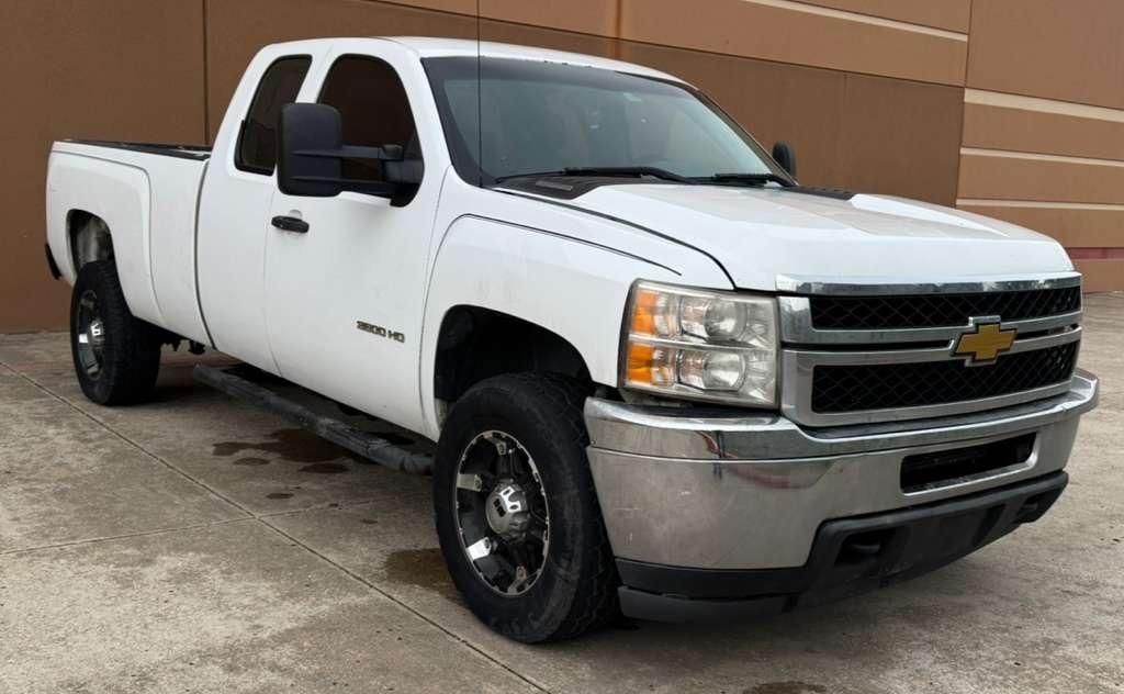 2012 Chevrolet Silverado 3500HD 2WD Ext Cab 158.2" Work Truck
