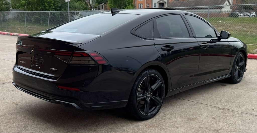 Honda Accord Hybrid Sport-L Sedan 2023