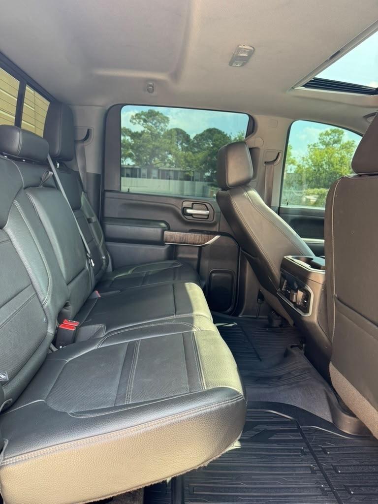 GMC Sierra 2500HD 4WD Crew Cab 159" Denali 2022