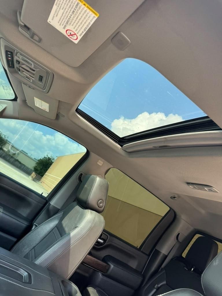 GMC Sierra 2500HD 4WD Crew Cab 159" Denali 2022