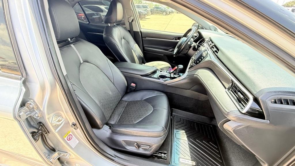 Toyota Camry XLE V6 2018
