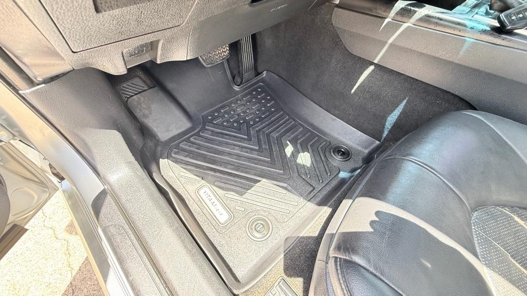 Toyota Camry XLE V6 2018