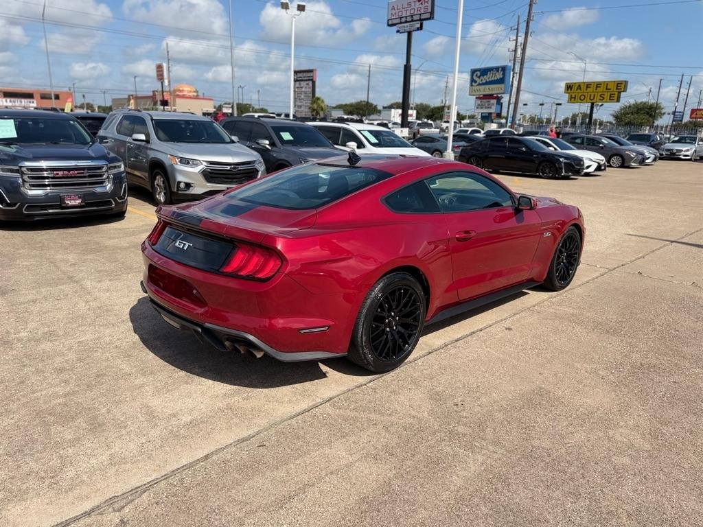 Ford Mustang GT Fastback 2022
