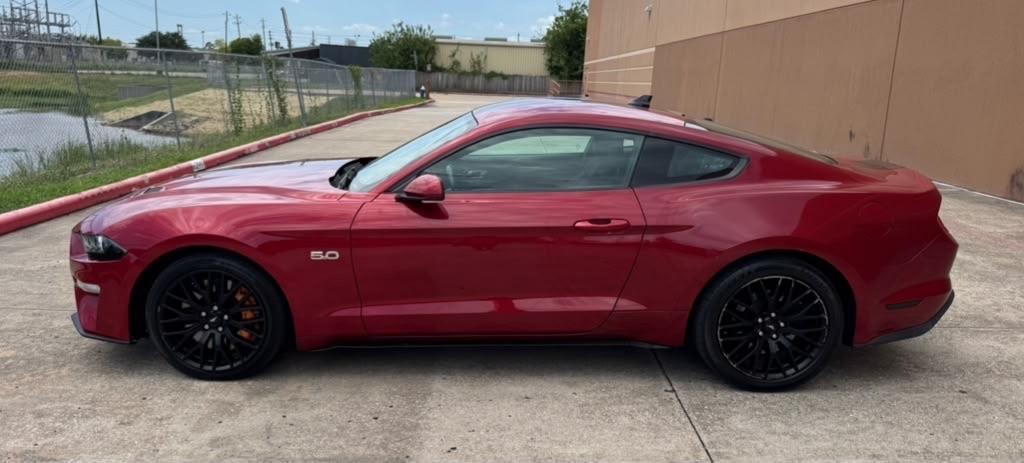 Ford Mustang GT Fastback 2022