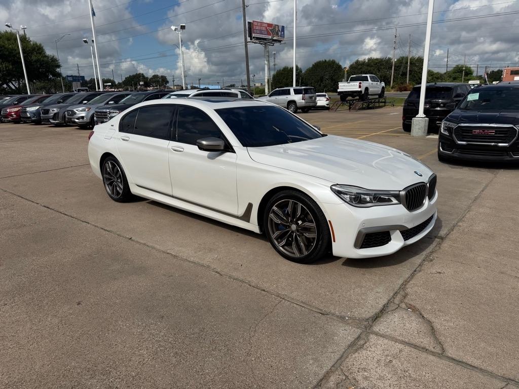 2018 BMW 7-Series M760i xDrive
