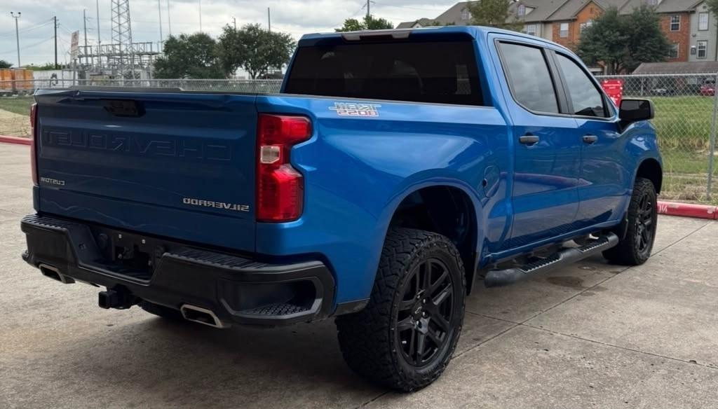 Chevrolet Silverado 1500 4WD Crew Cab 147" Custom Trail Boss 2022