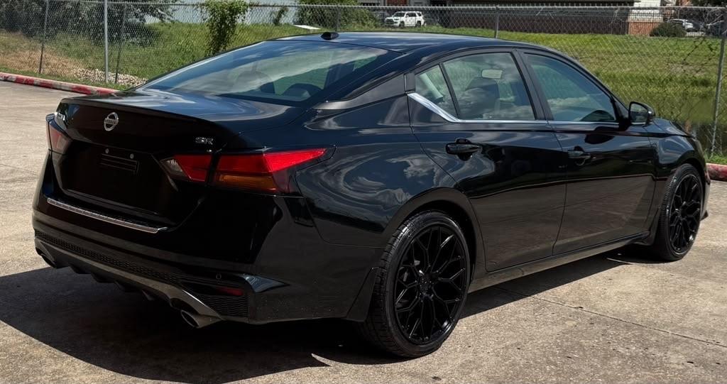Nissan Altima 2.5 SR Sedan 2021