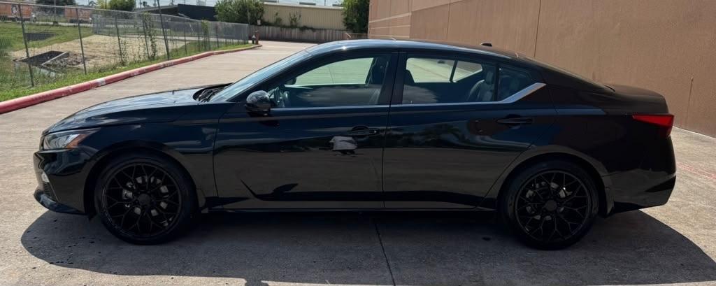 Nissan Altima 2.5 SR Sedan 2021