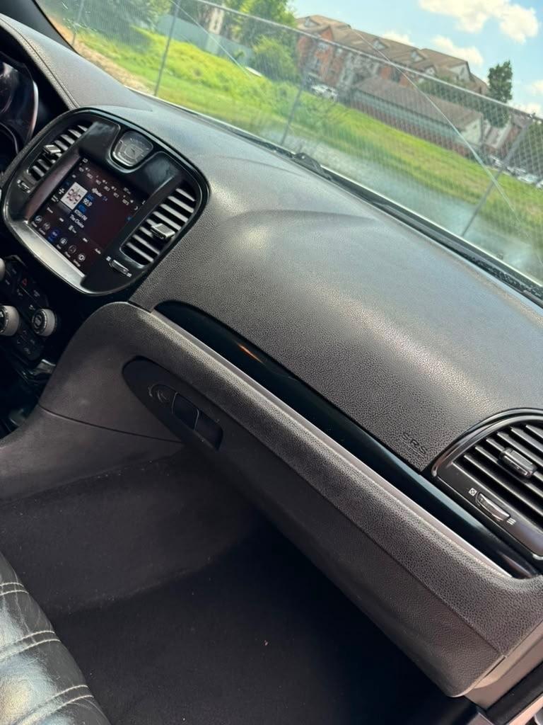 Chrysler 300 300S RWD 2021