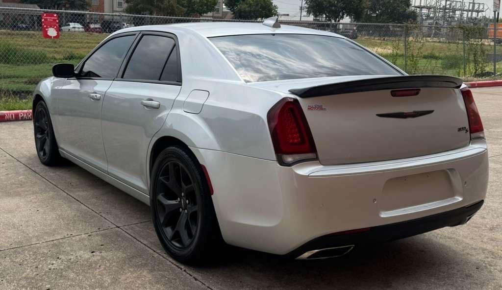 Chrysler 300 300S RWD 2021