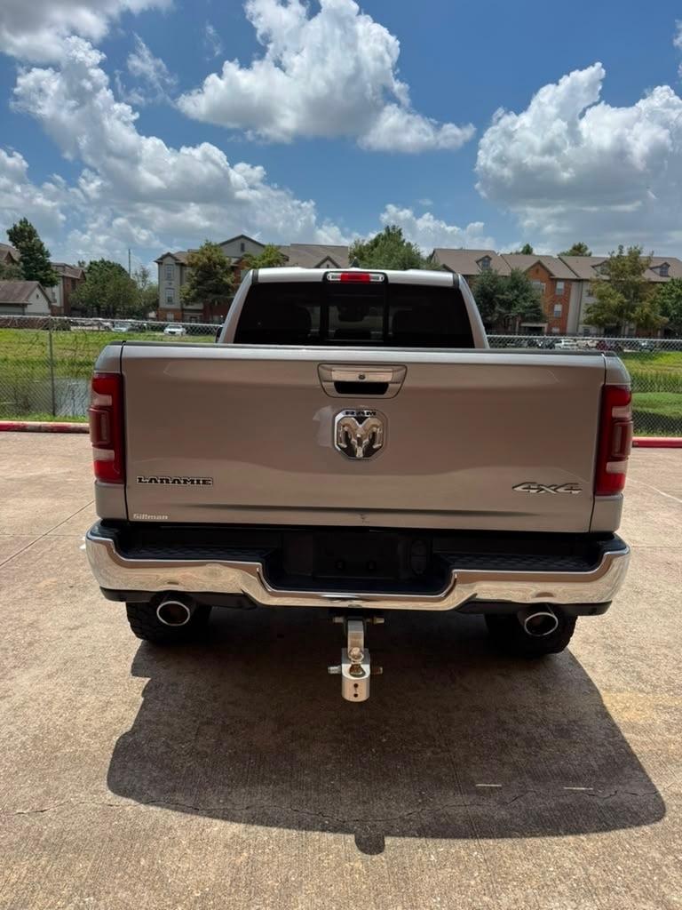 RAM 1500 Laramie 4x4 Crew Cab 6'4" Box 2019