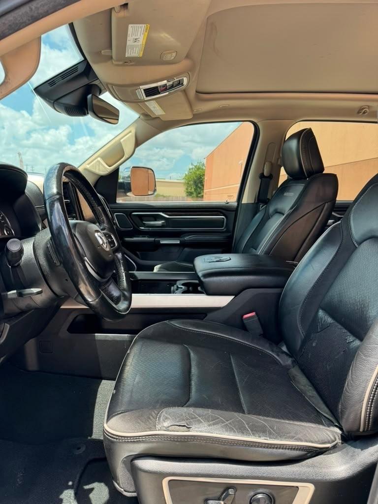 RAM 1500 Laramie 4x4 Crew Cab 6'4" Box 2019
