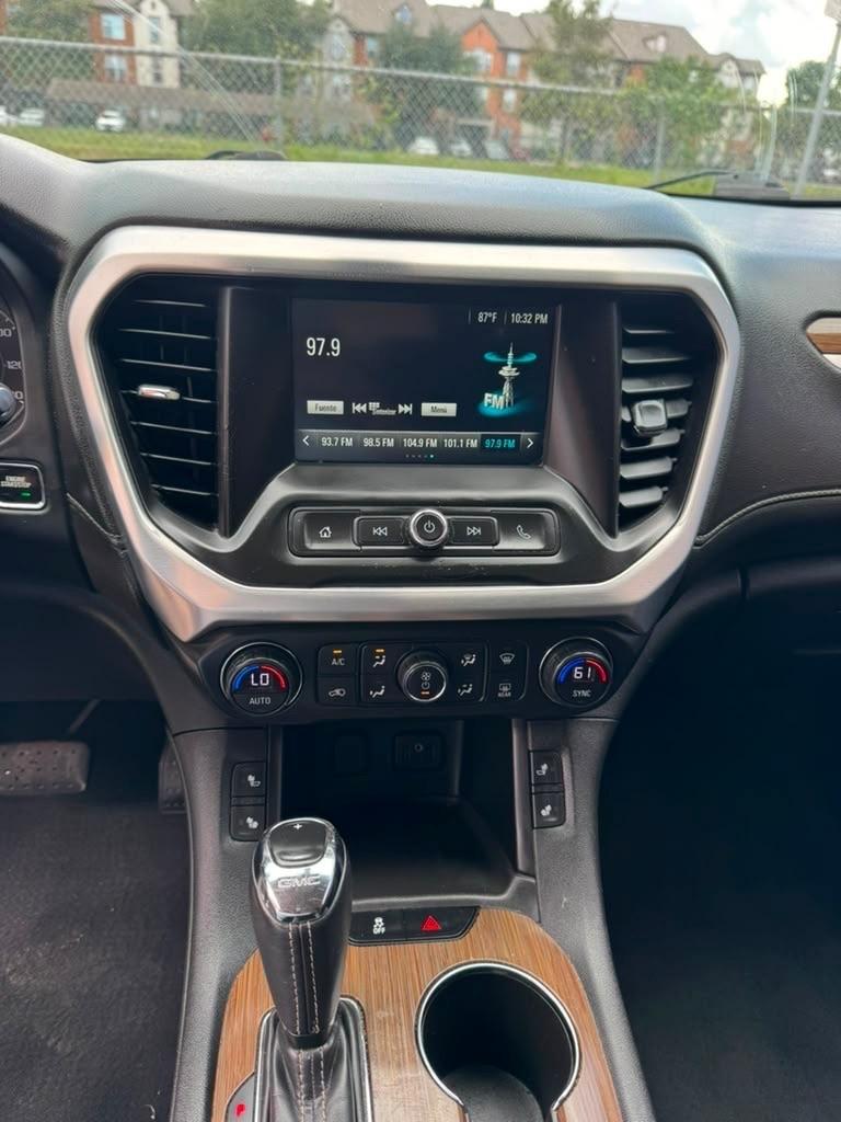 GMC Acadia AWD 4dr SLE w/SLE-2 2018