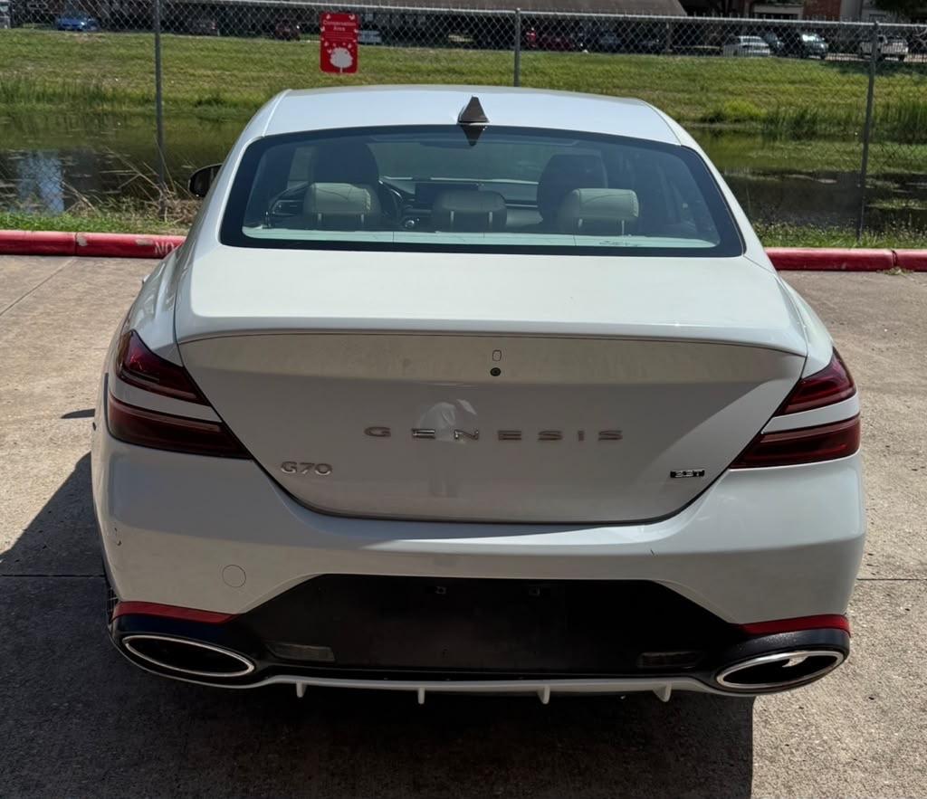 Genesis G70 3.3T RWD 2022