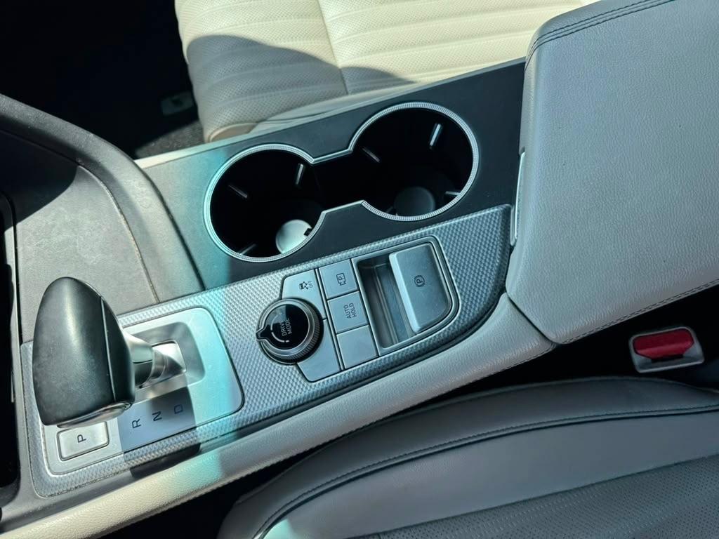 Genesis G70 3.3T RWD 2022