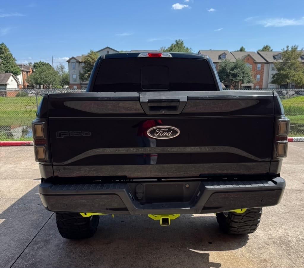 Ford F-150 Lariat 2WD SuperCrew 5.5' Box 2017