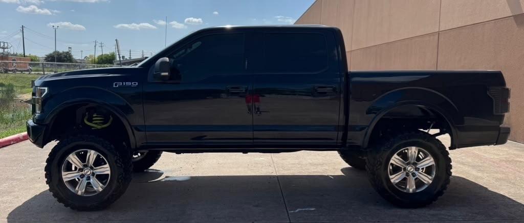 Ford F-150 Lariat 2WD SuperCrew 5.5' Box 2017