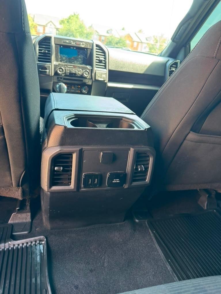 Ford F-150 Lariat 2WD SuperCrew 5.5' Box 2017