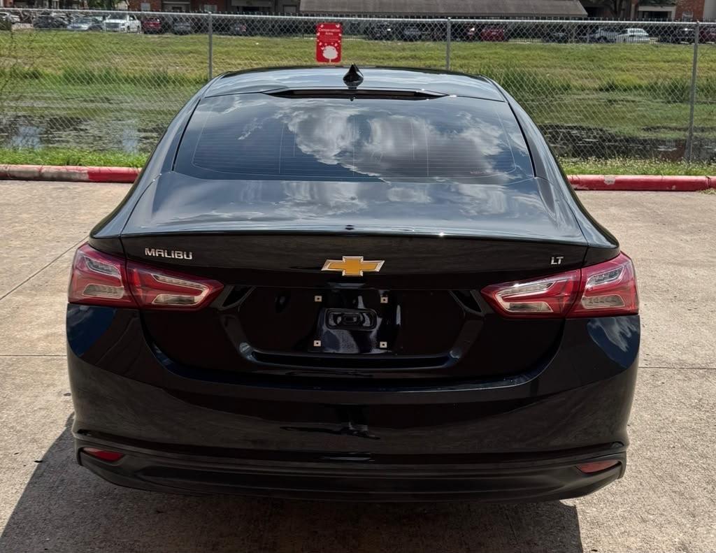 Chevrolet Malibu 4dr Sdn LT 2022