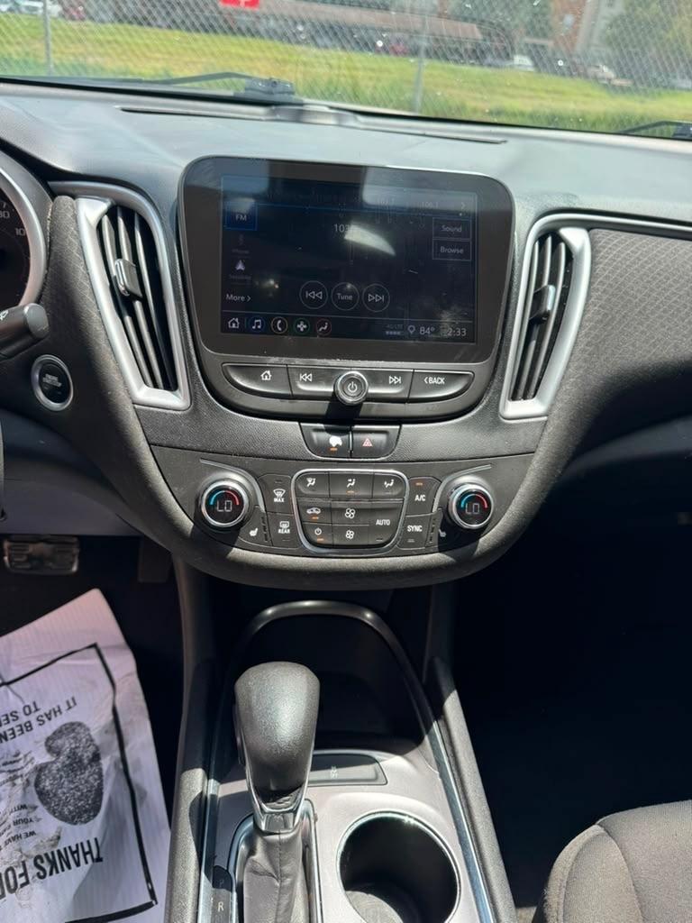 Chevrolet Malibu 4dr Sdn LT 2022