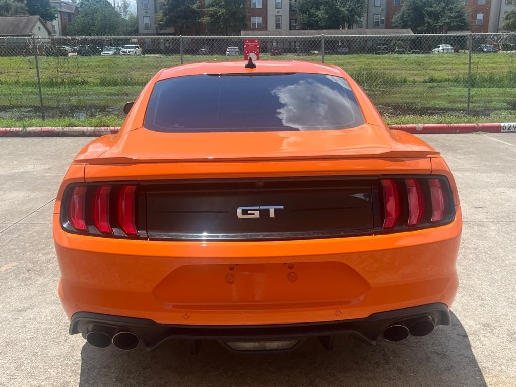 Ford Mustang GT Fastback 2021