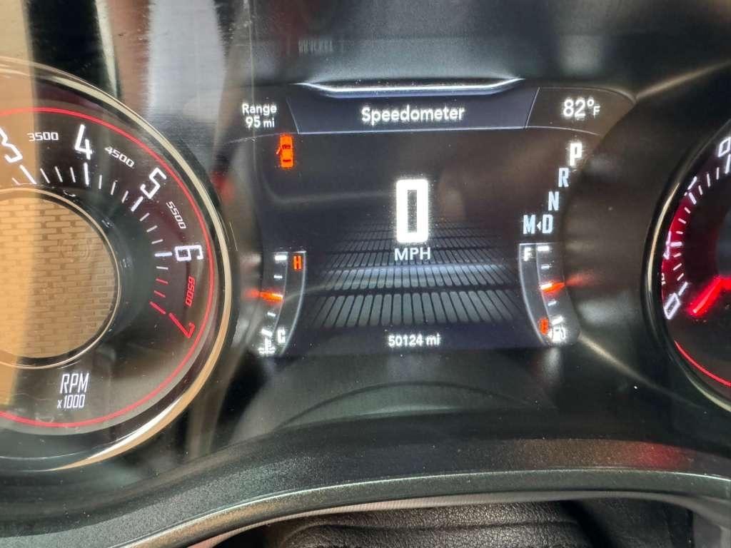 Dodge Challenger SXT RWD 2023