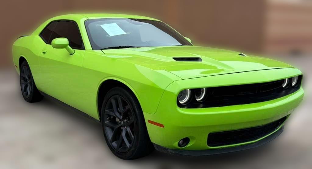 2023 Dodge Challenger SXT RWD
