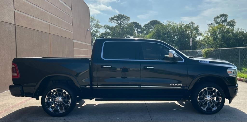 RAM 1500 Limited 4x4 Crew Cab 5'7" Box 2022