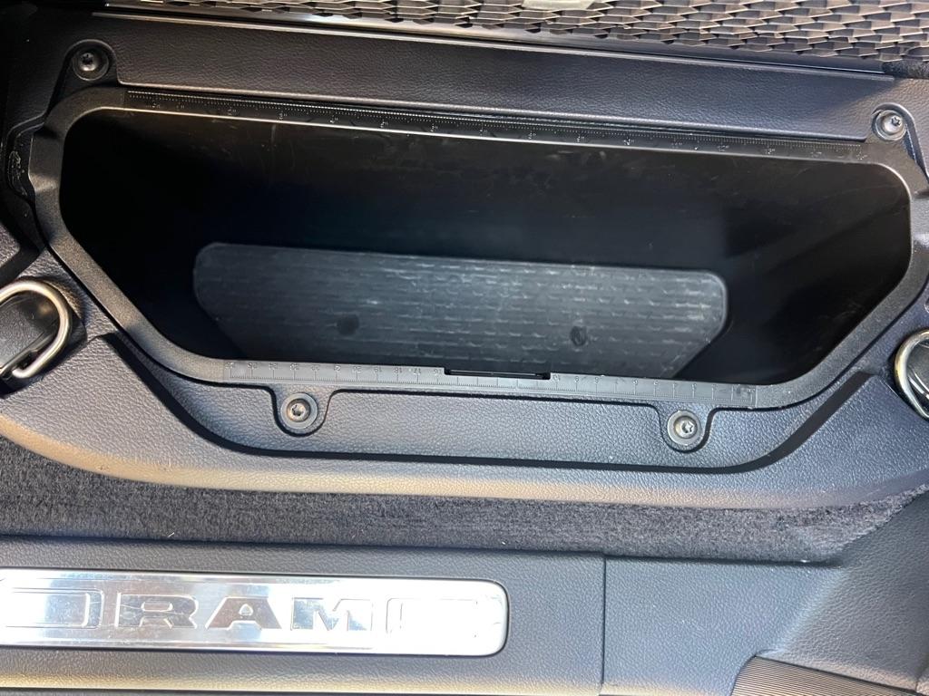 RAM 1500 Limited 4x4 Crew Cab 5'7" Box 2022