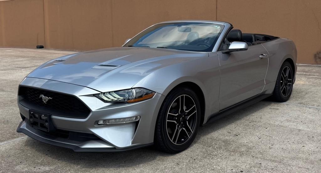 Ford Mustang EcoBoost Convertible 2020