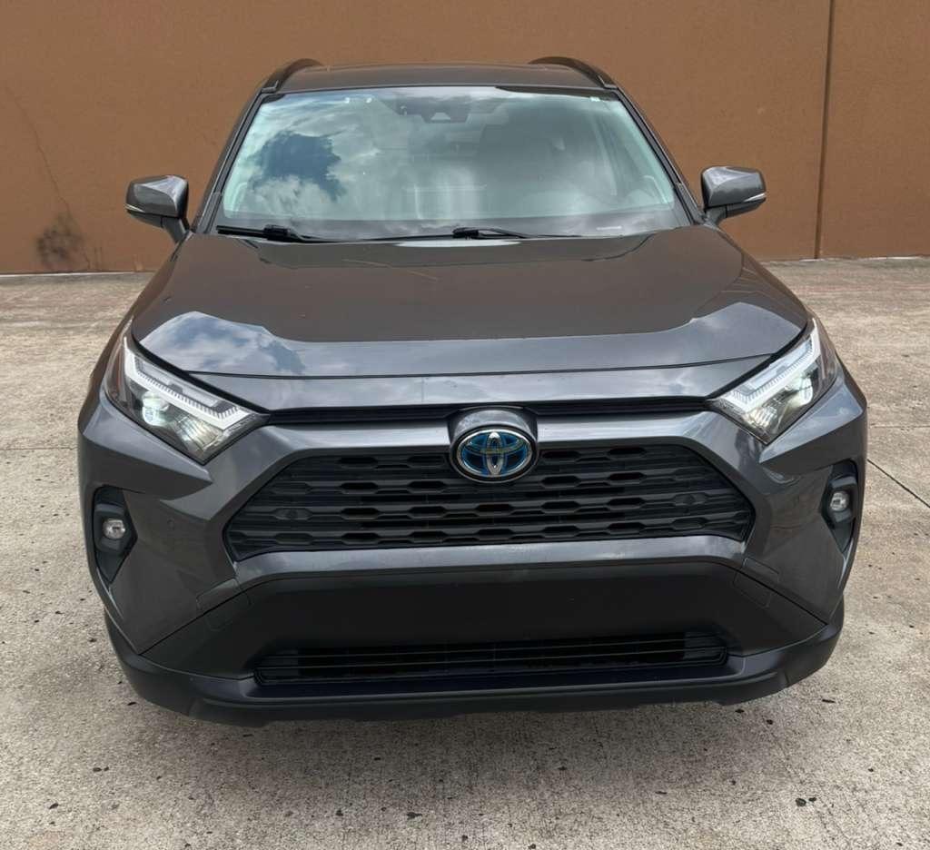 Toyota RAV4 Hybrid XLE Premium AWD (Natl) 2022