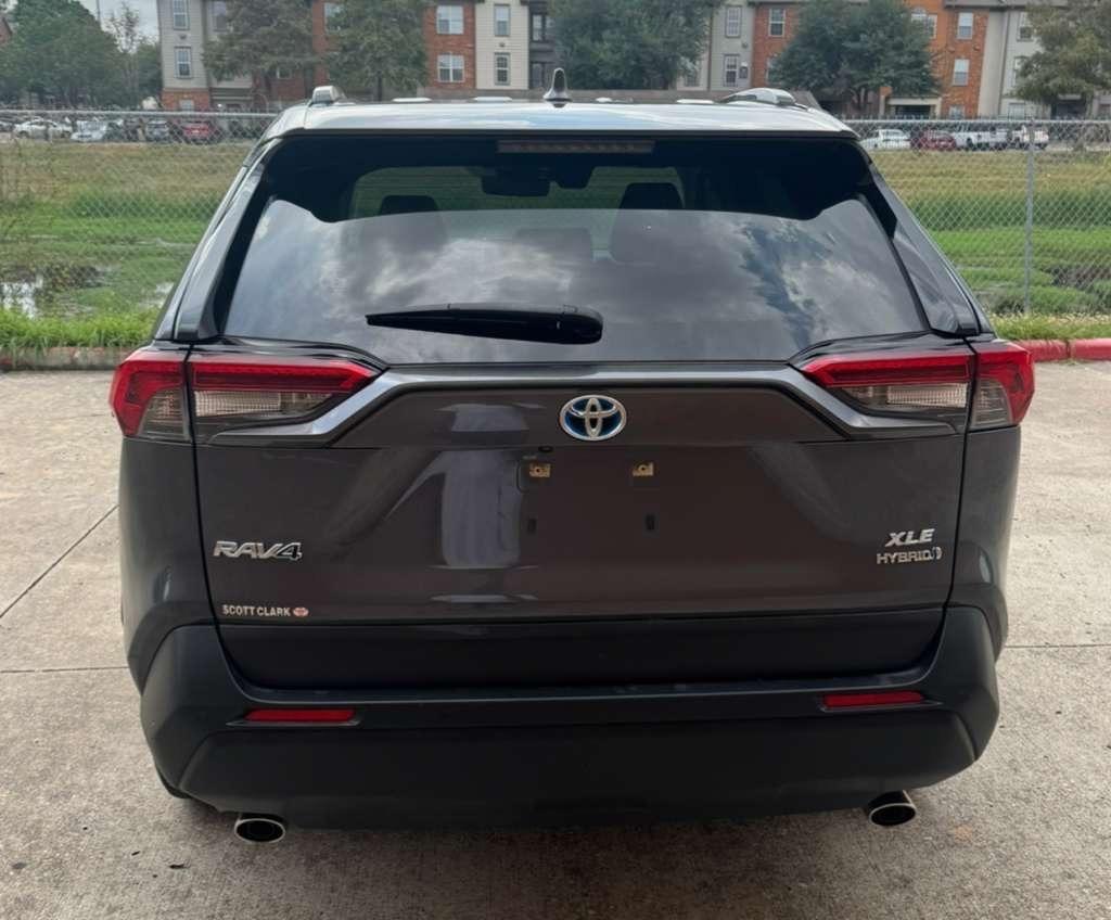 Toyota RAV4 Hybrid XLE Premium AWD (Natl) 2022
