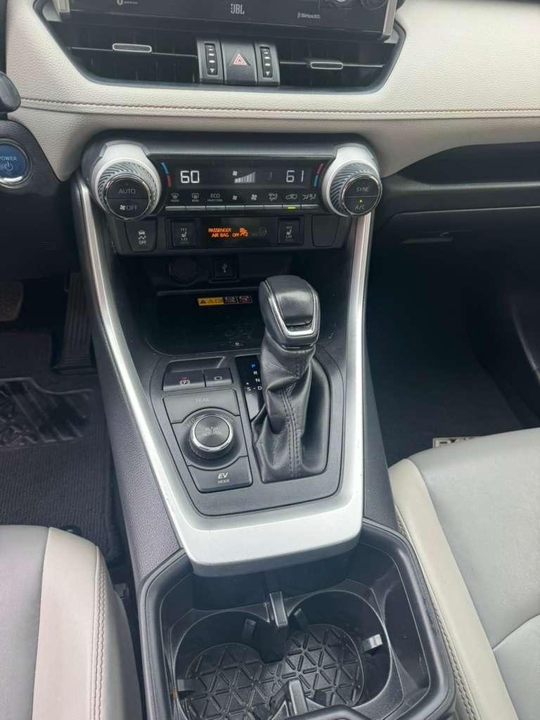 Toyota RAV4 Hybrid XLE Premium AWD (Natl) 2022