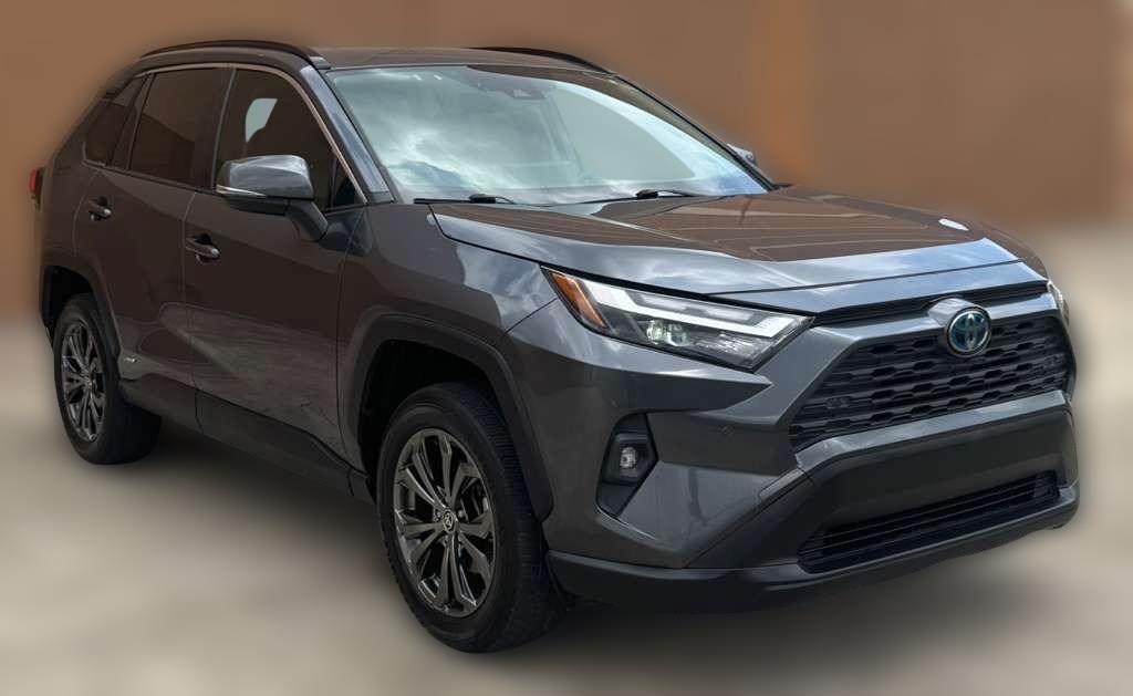2022 Toyota RAV4 Hybrid XLE Premium AWD (Natl)