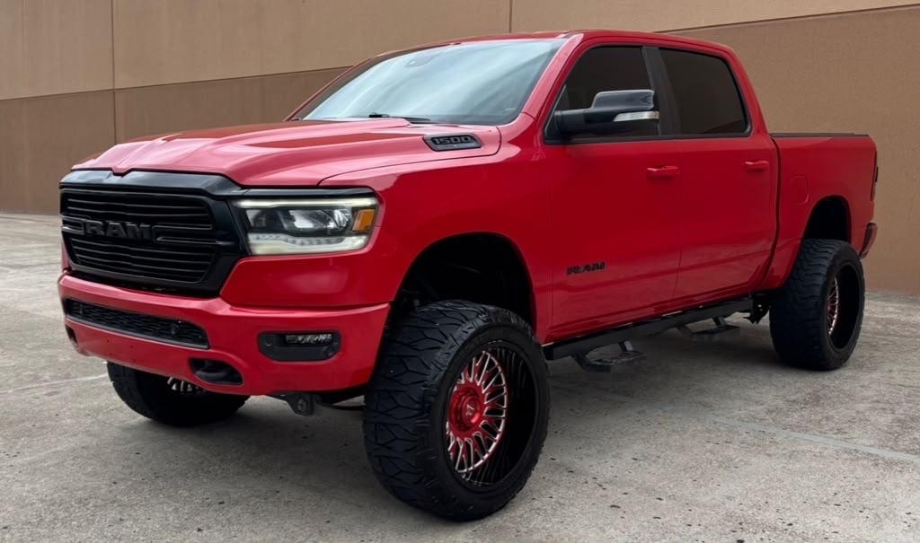 RAM 1500 Lone Star 4x4 Crew Cab 5'7" Box 2021