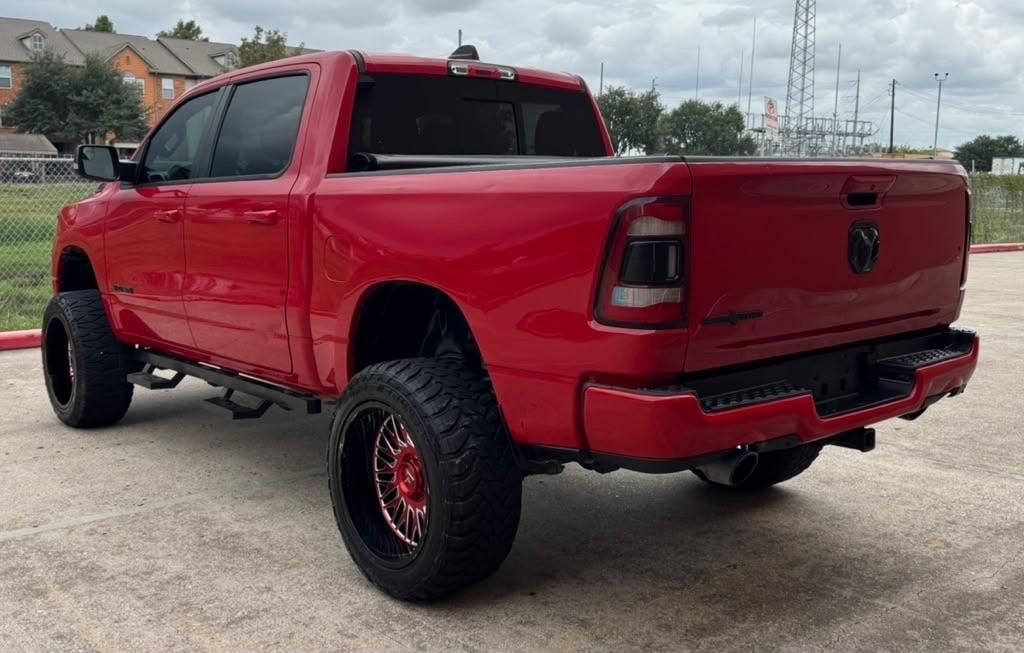 RAM 1500 Lone Star 4x4 Crew Cab 5'7" Box 2021