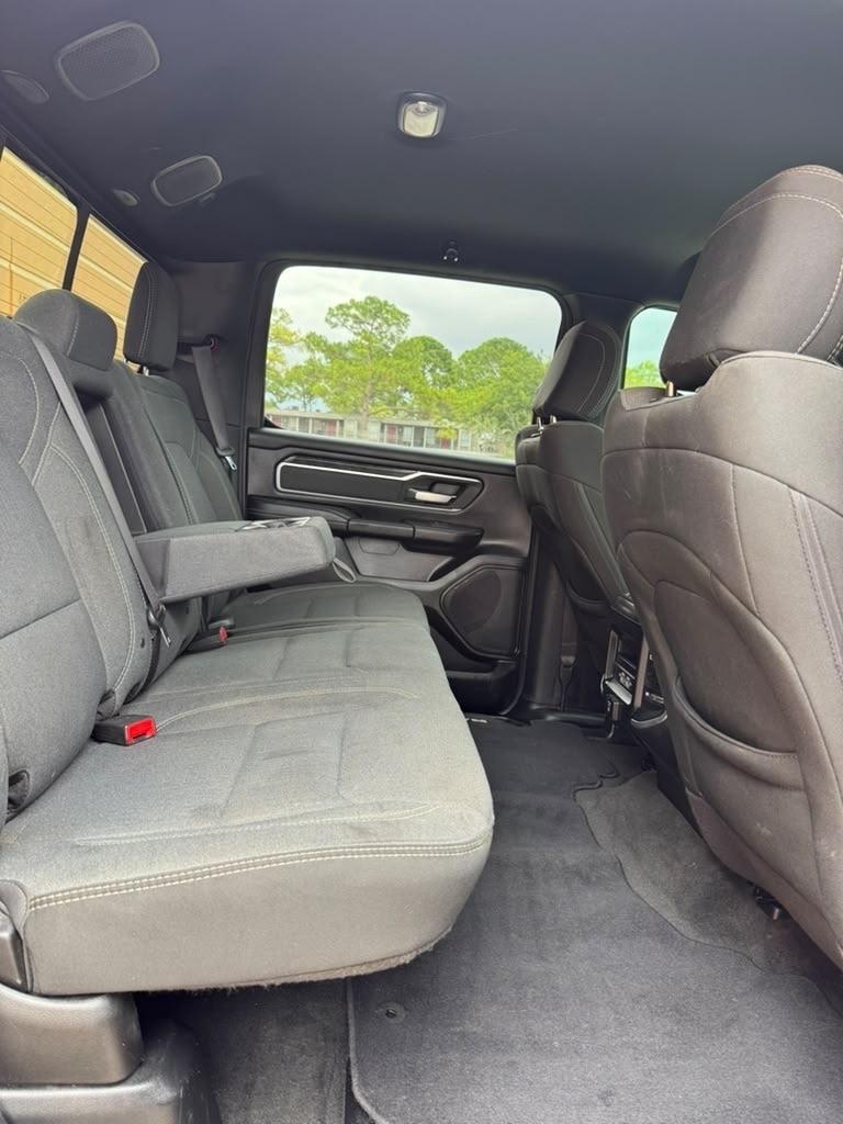 RAM 1500 Lone Star 4x4 Crew Cab 5'7" Box 2021