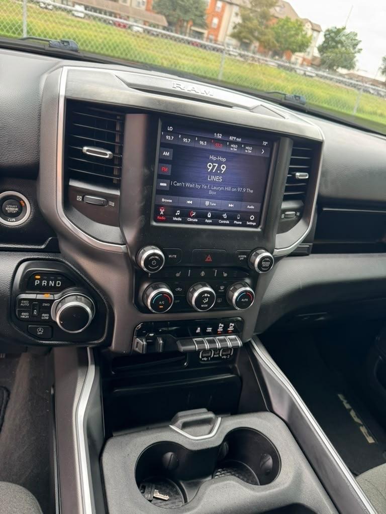 RAM 1500 Lone Star 4x4 Crew Cab 5'7" Box 2021