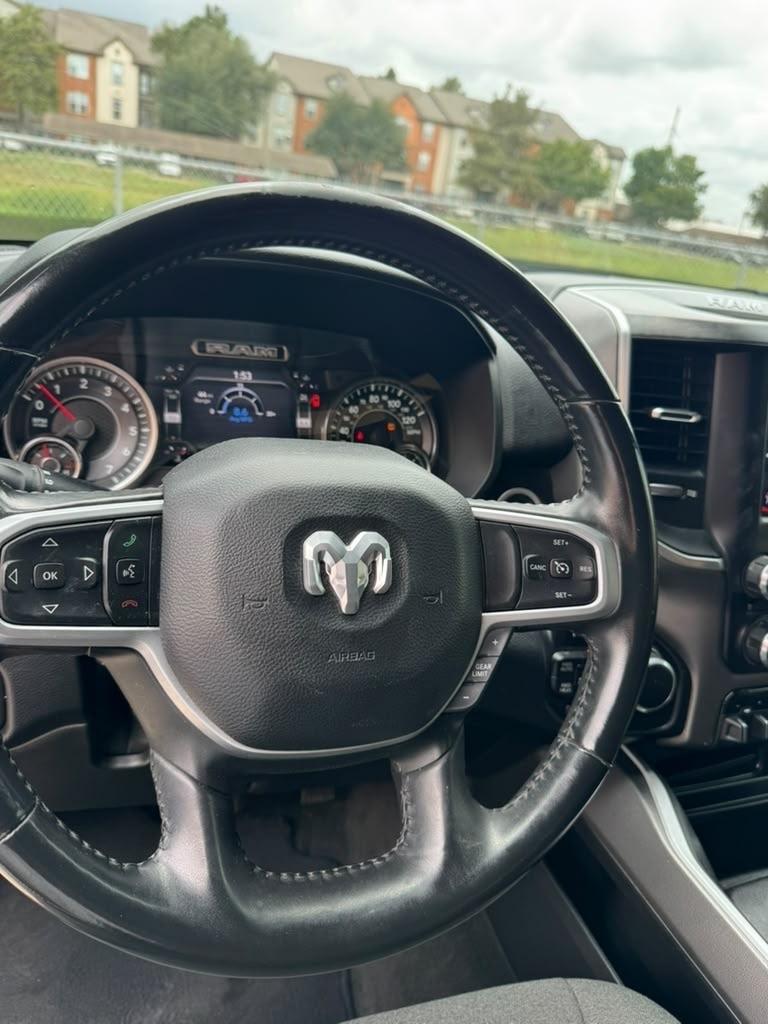 RAM 1500 Lone Star 4x4 Crew Cab 5'7" Box 2021
