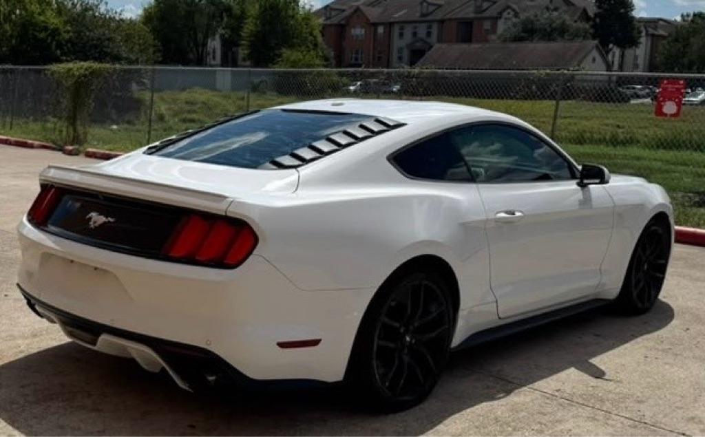 Ford Mustang 2dr Fastback EcoBoost 2016
